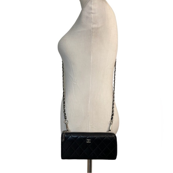 CHANEL CC LAMBSKIN ZIP WALLET ON A CHAIN CONVERSION w/COA - Picture 9 of 11